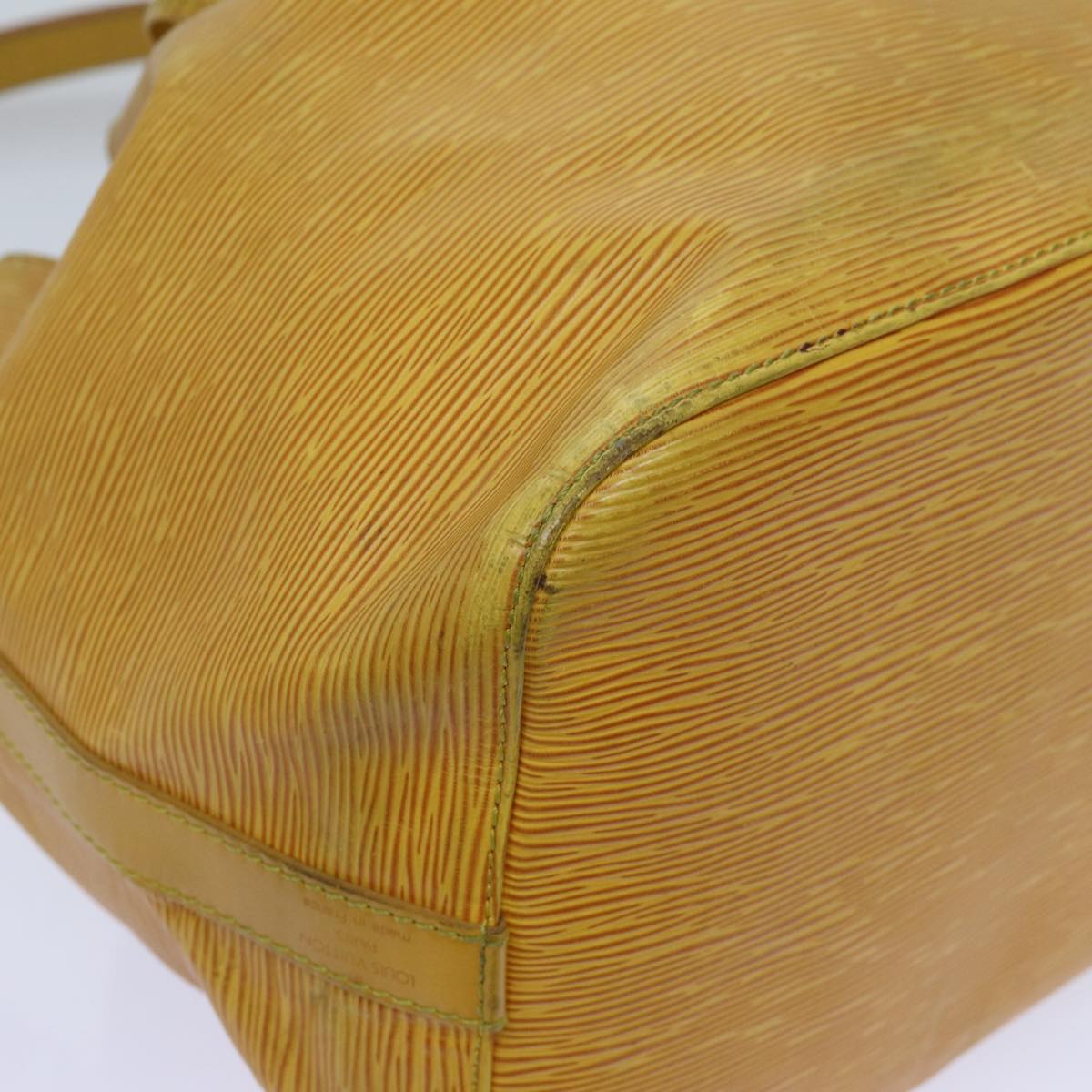 LOUIS VUITTON Epi Petit Noe Shoulder Bag Tassili Yellow M44109 LV 71397