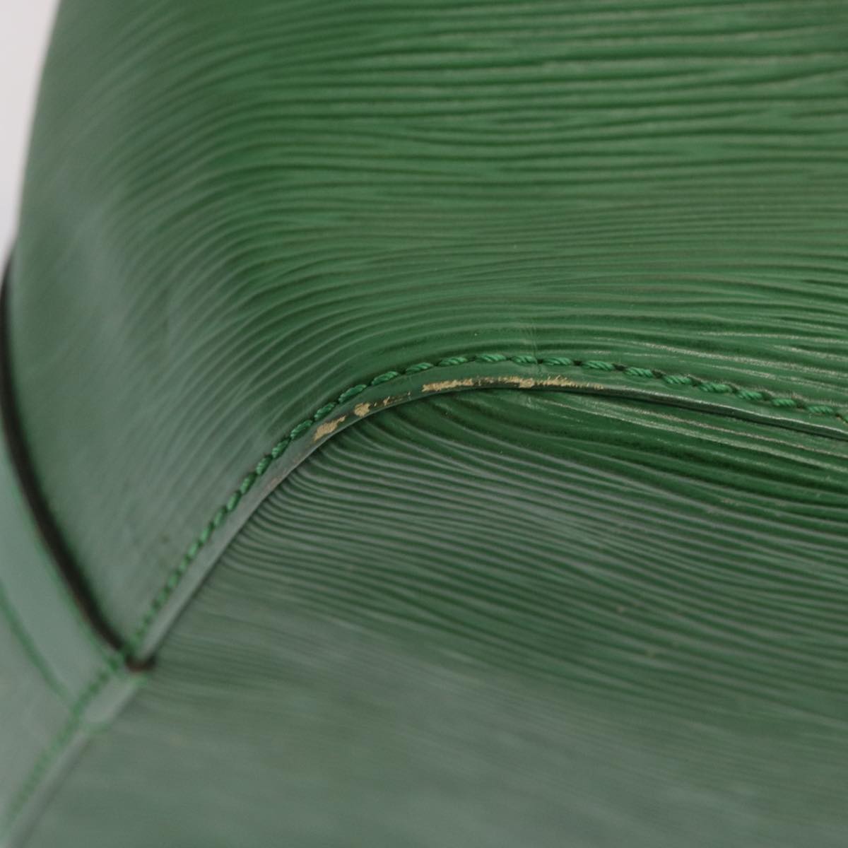 LOUIS VUITTON Epi Petit Noe Shoulder Bag Green M44104 LV 71400