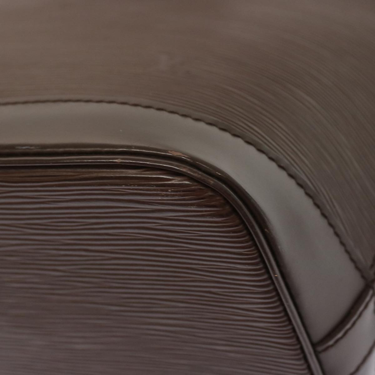 LOUIS VUITTON Epi Alma Hand Bag Mocha M5214D LV 71402