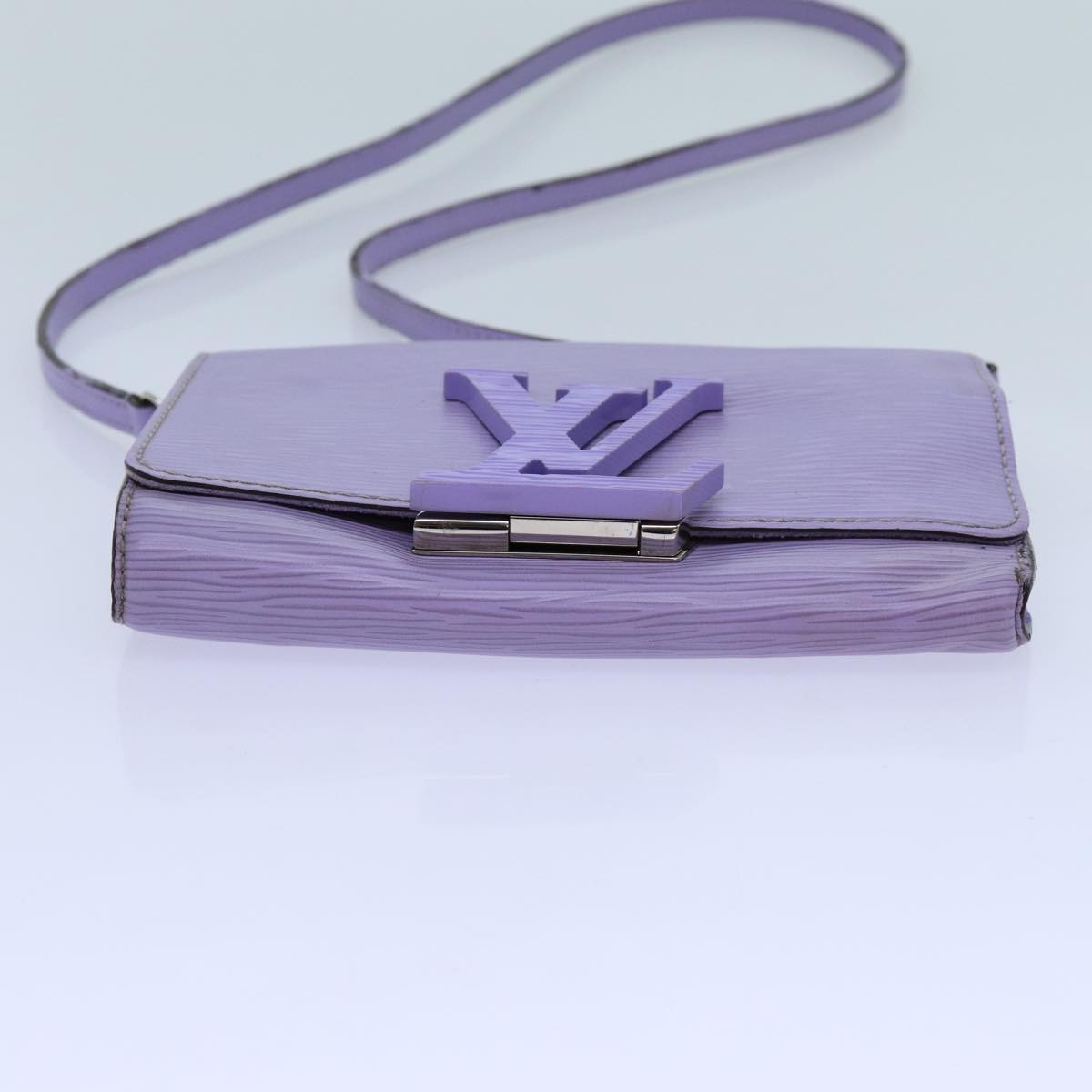 LOUIS VUITTON Epi Pochette Louise PM Clutch Bag Lila LV 71416