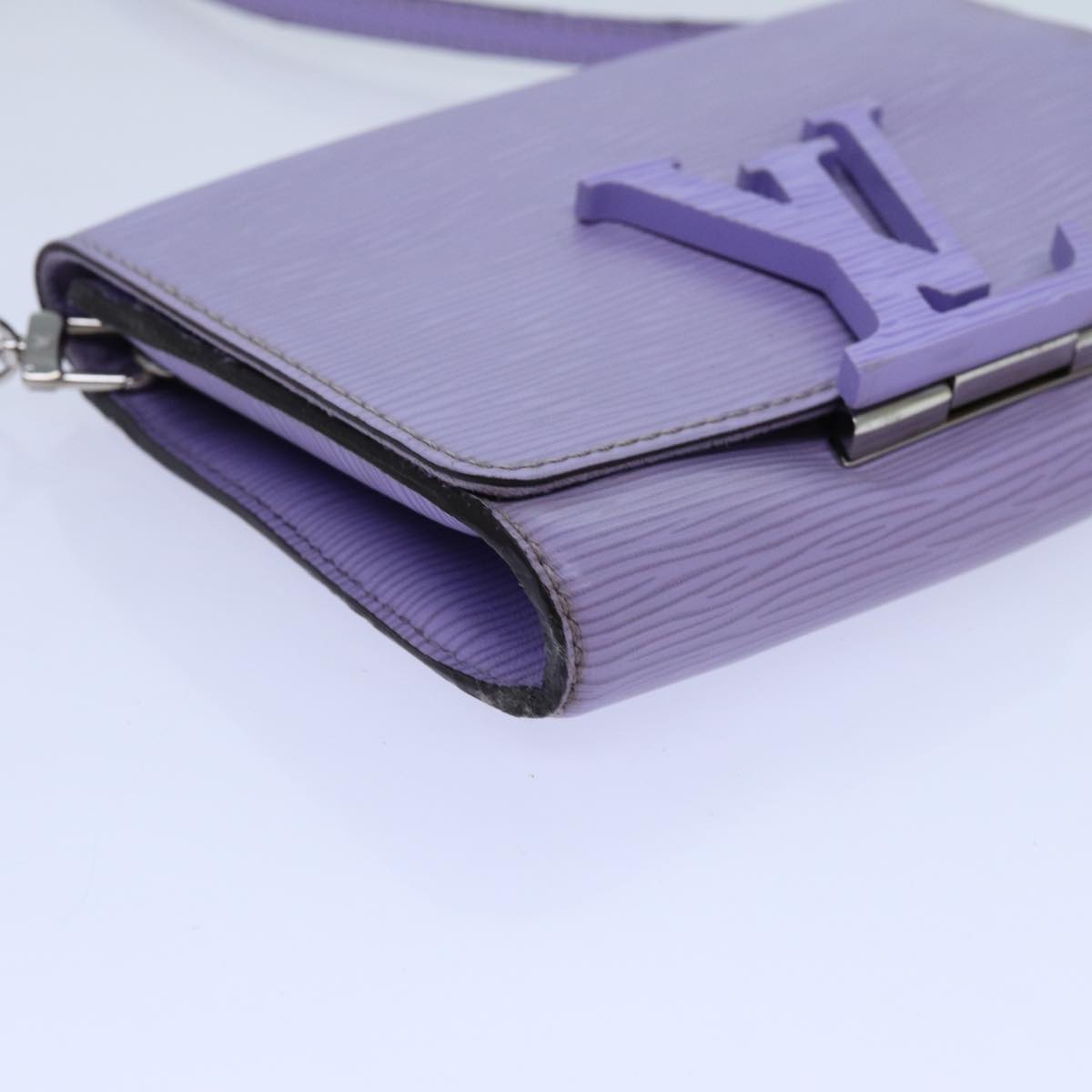 LOUIS VUITTON Epi Pochette Louise PM Clutch Bag Lila LV 71416