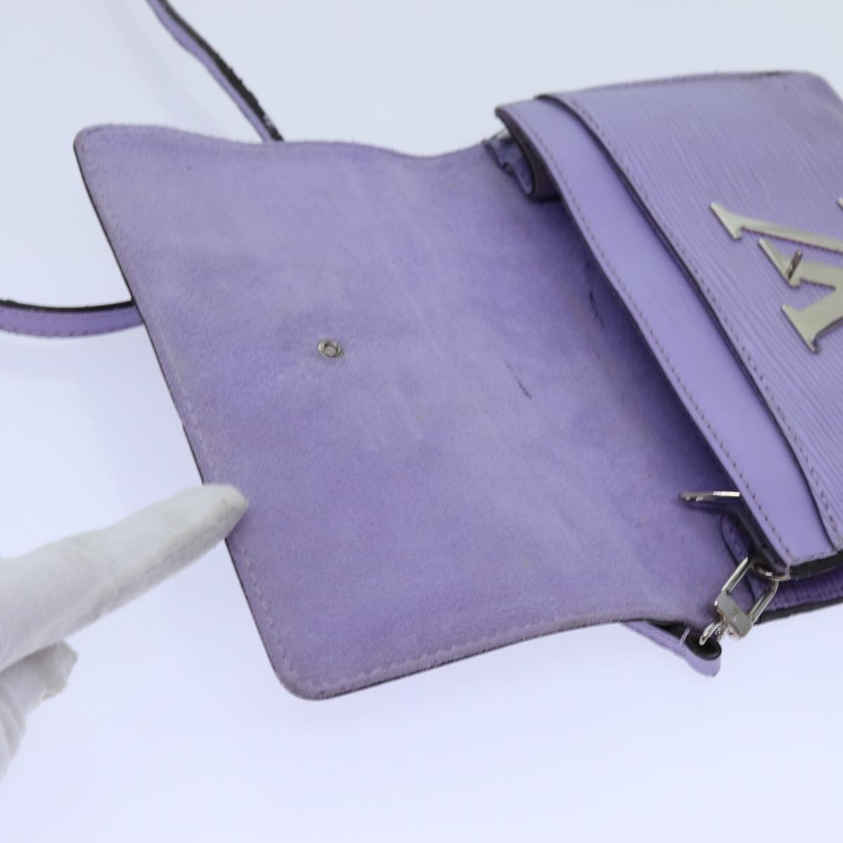 LOUIS VUITTON Epi Pochette Louise PM Clutch Bag Lila LV 71416