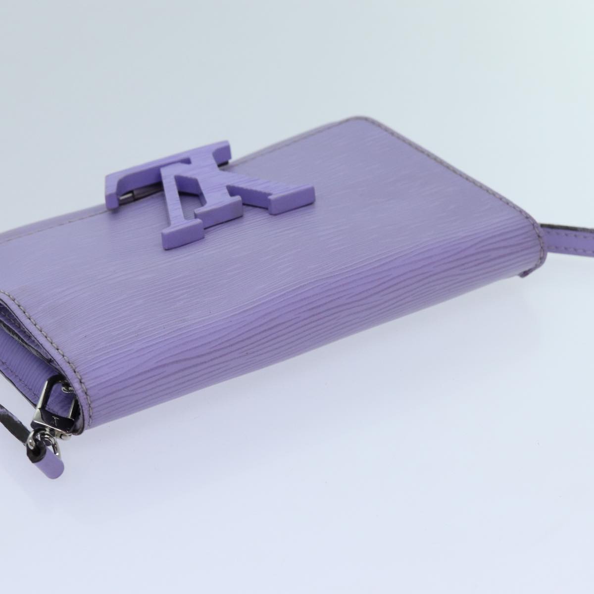 LOUIS VUITTON Epi Pochette Louise PM Clutch Bag Lila LV 71416
