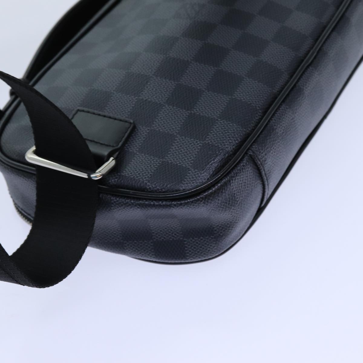 LOUIS VUITTON Damier Graphite Ambreil Shoulder Bag N41289 LV 71423