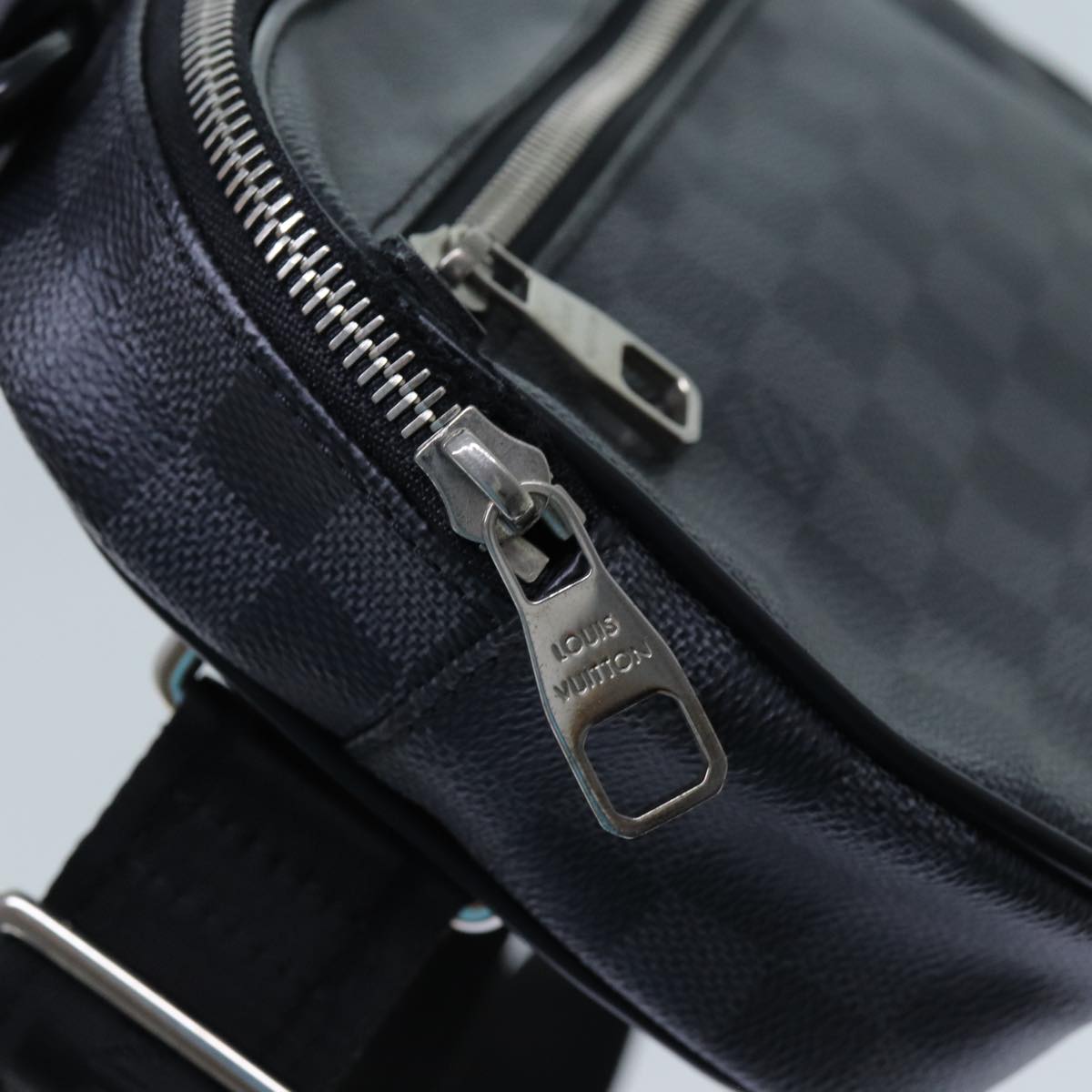 LOUIS VUITTON Damier Graphite Ambreil Shoulder Bag N41289 LV 71423