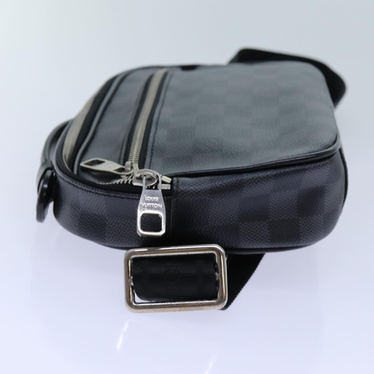 LOUIS VUITTON Damier Graphite Ambreil Shoulder Bag N41289 LV 71423