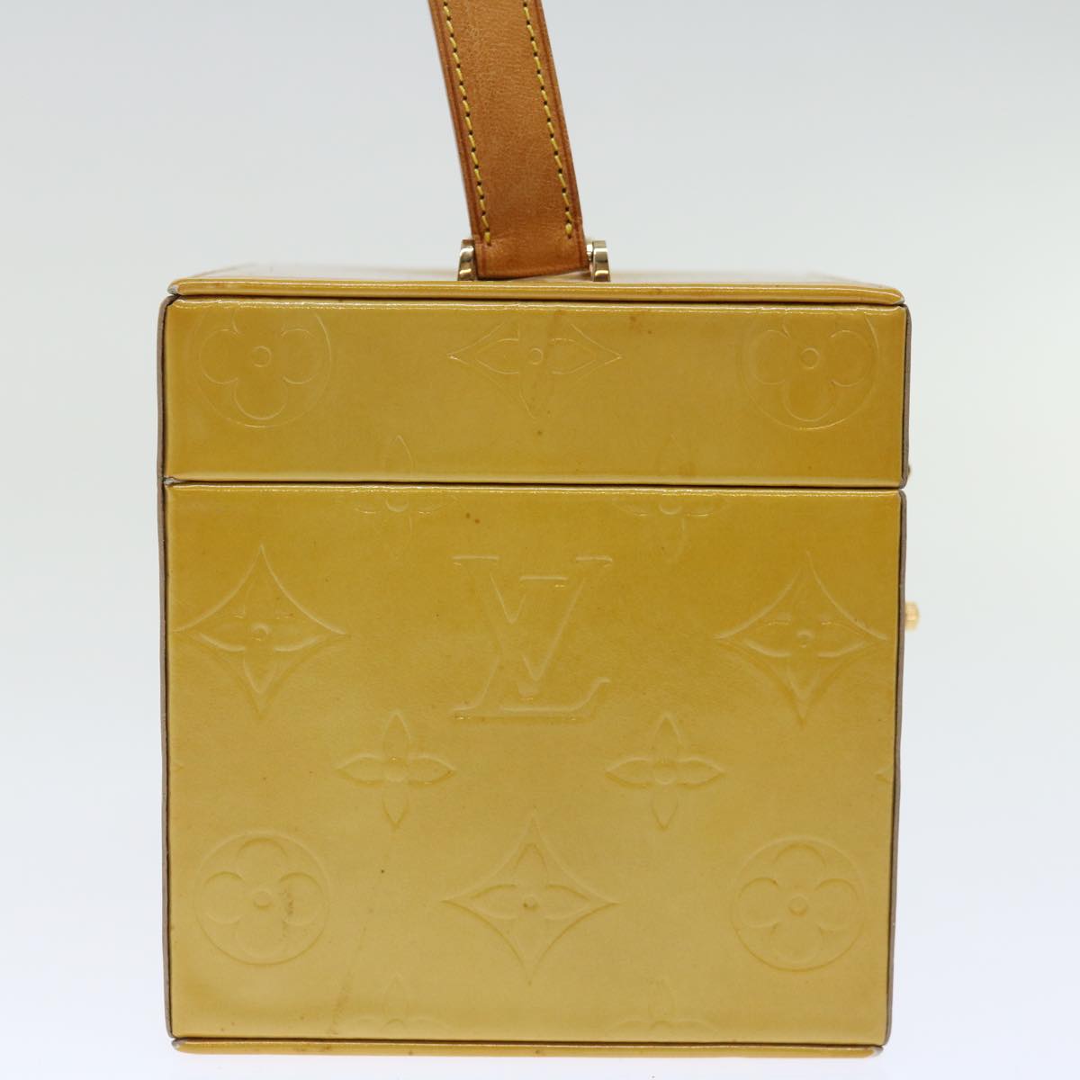 LOUIS VUITTON Monogram Vernis Bleecker Cosmetic Pouch Beige M91002 71437