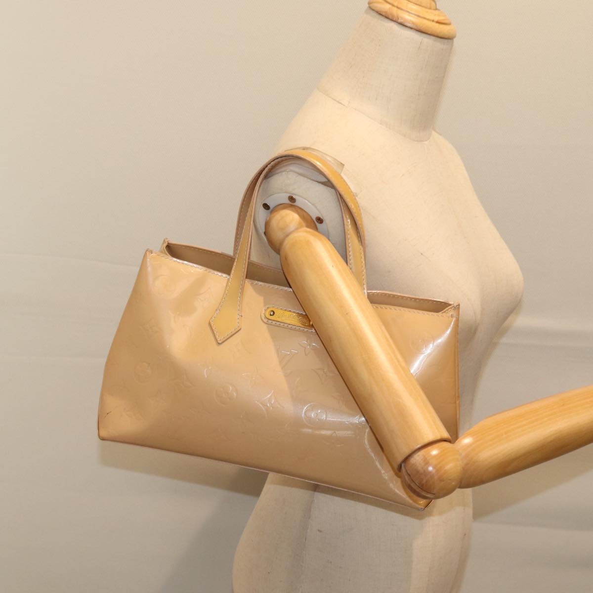 LOUIS VUITTON Vernis Wilshire PM Hand Bag Rose Florentin M91642 LV 71444