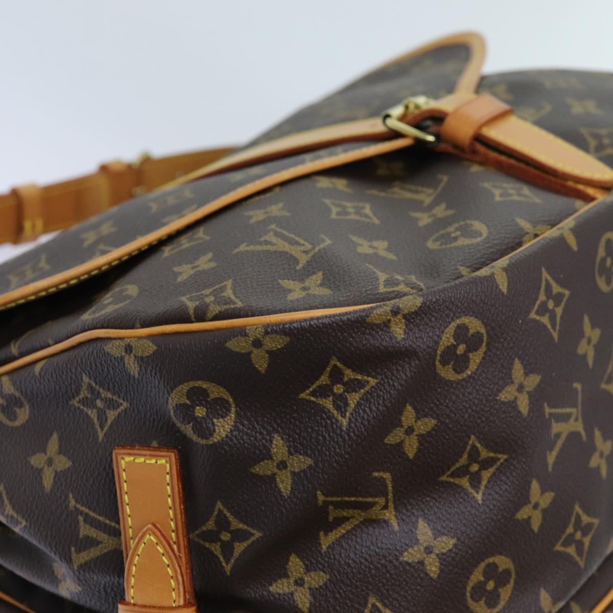 LOUIS VUITTON Monogram Saumur 35 Shoulder Bag M42254 LV 71604A