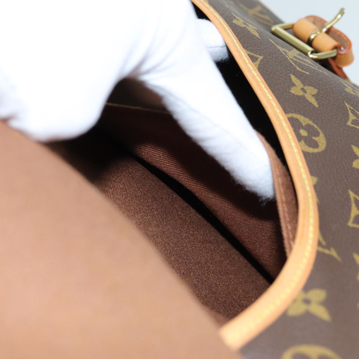 LOUIS VUITTON Monogram Saumur 35 Shoulder Bag M42254 LV 71604A