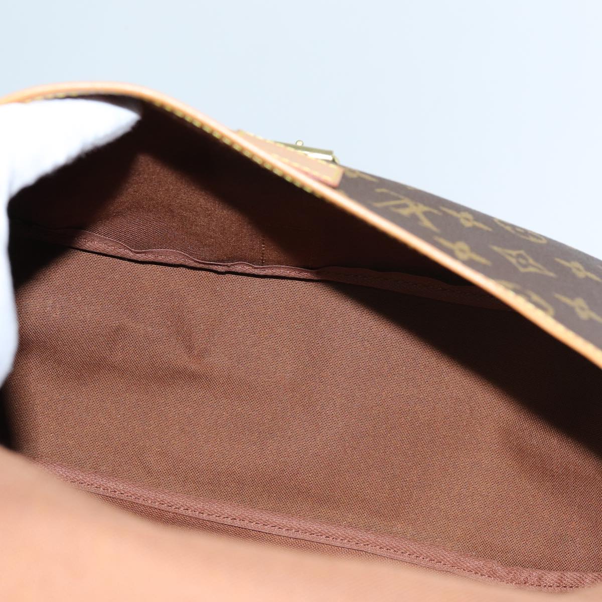 LOUIS VUITTON Monogram Saumur 35 Shoulder Bag M42254 LV 71604A