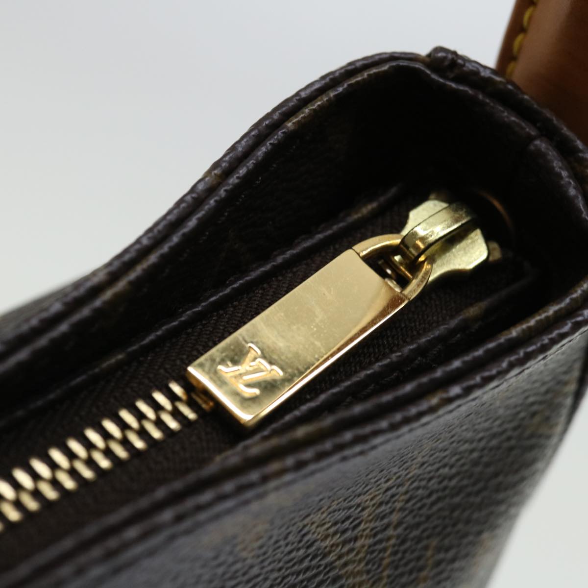 LOUIS VUITTON Monogram Looping MM Shoulder Bag M51146 LV 71605A
