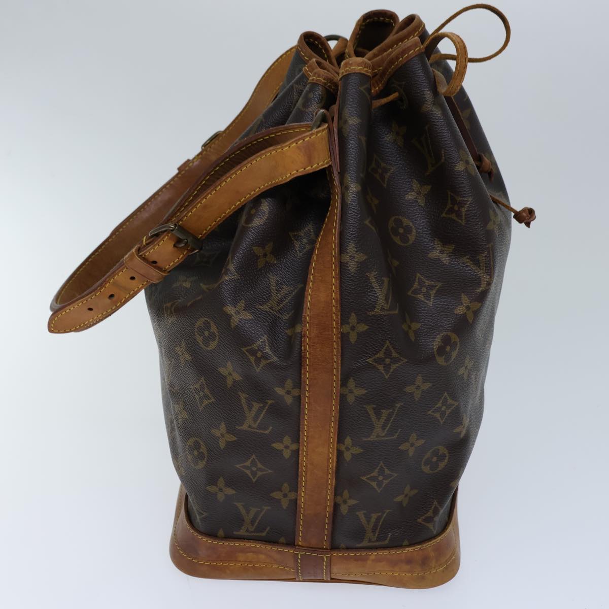 LOUIS VUITTON Monogram Noe Shoulder Bag M42224 LV 71626