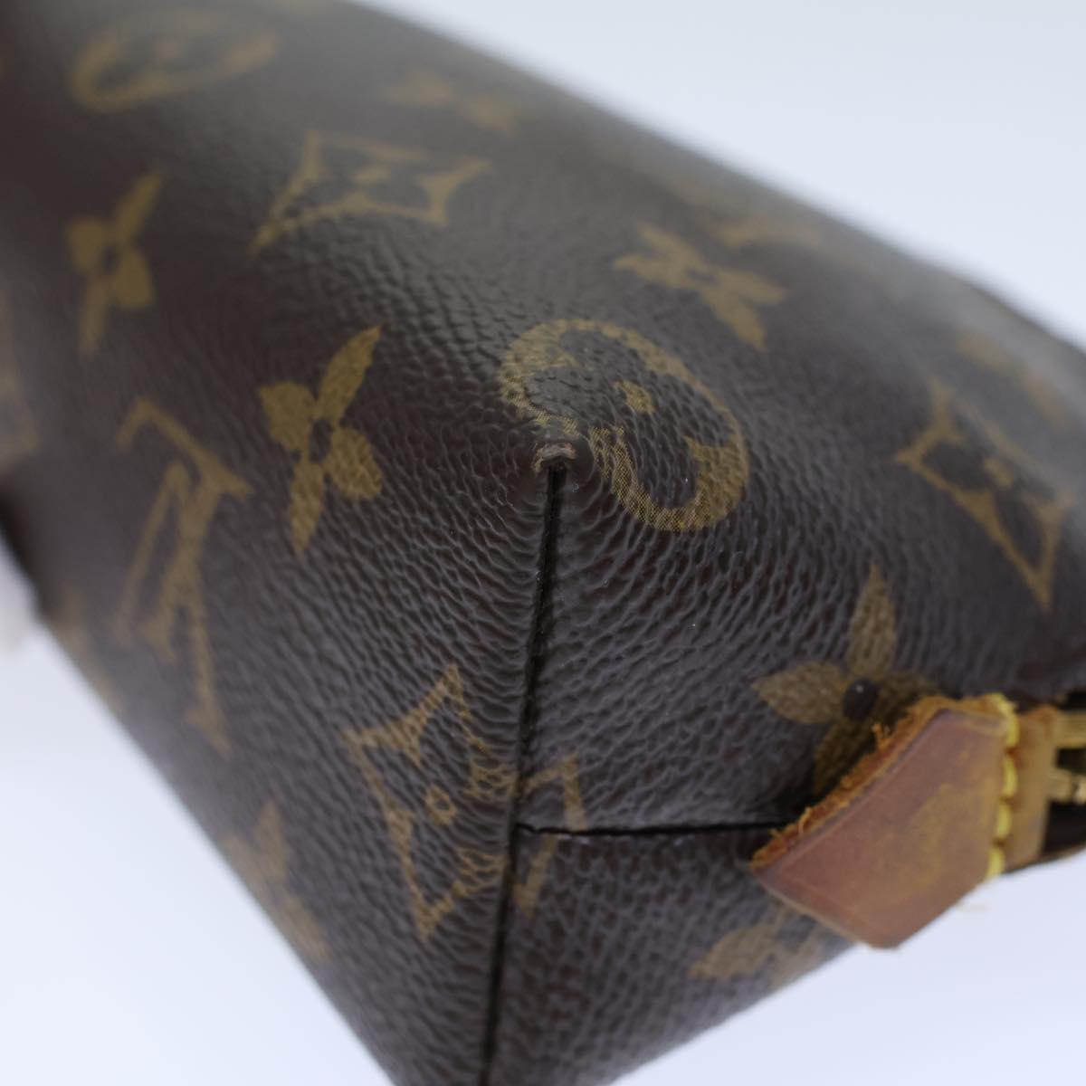 LOUIS VUITTON Monogram Pochette Cosmetic PM Cosmetic Pouch M47515 LV 71680
