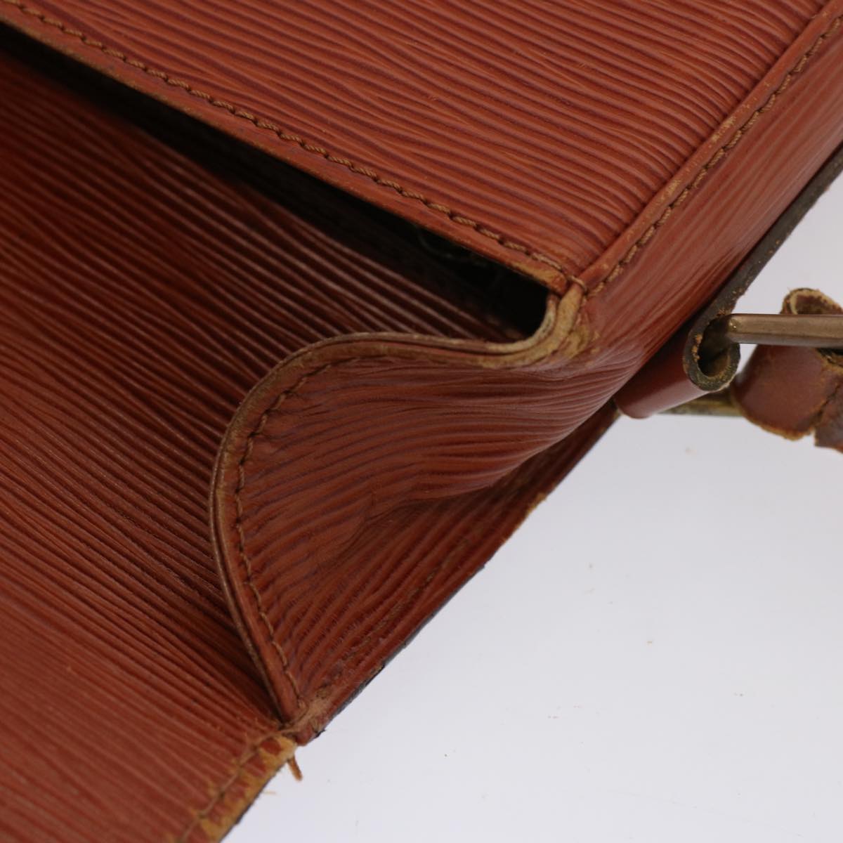 LOUIS VUITTON Epi Saint Cloud GM Shoulder Bag Brown M52193 LV 71703