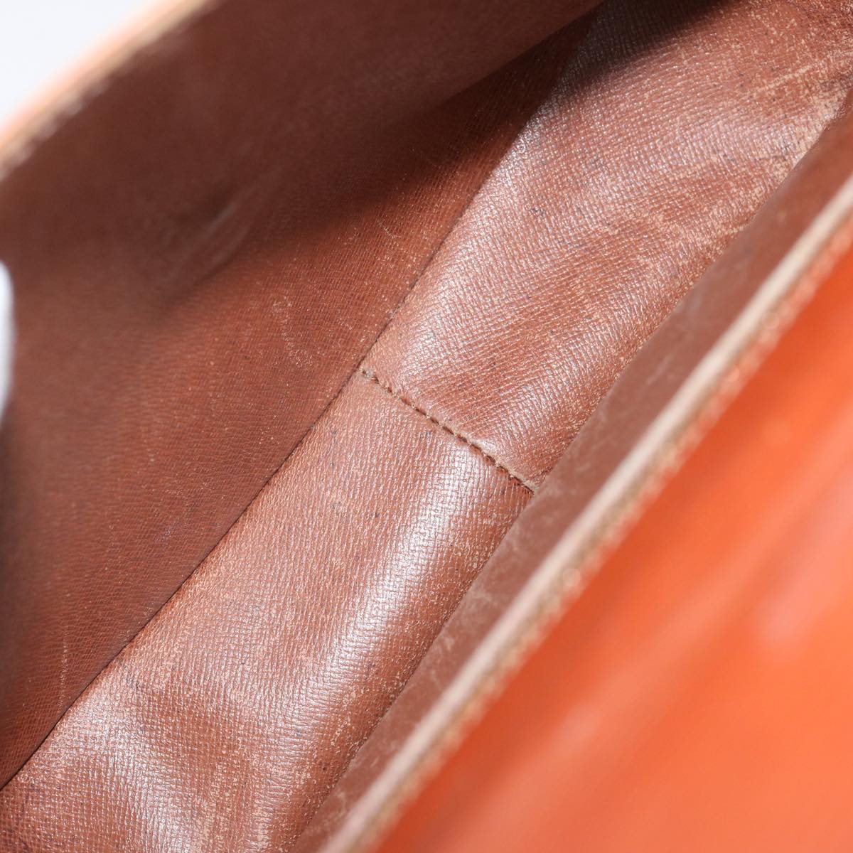LOUIS VUITTON Epi Saint Cloud GM Shoulder Bag Brown M52193 LV 71703
