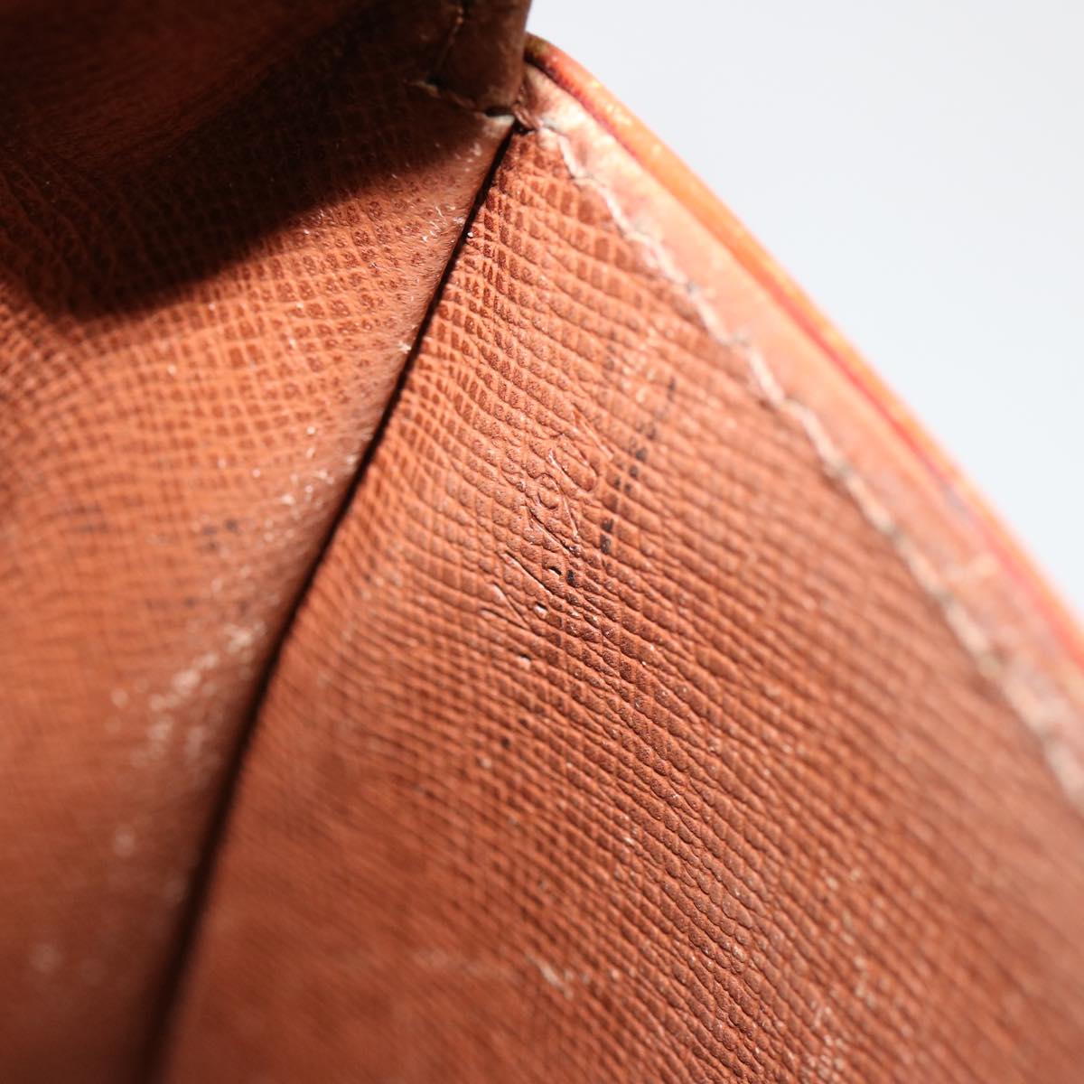 LOUIS VUITTON Epi Saint Cloud GM Shoulder Bag Brown M52193 LV 71703