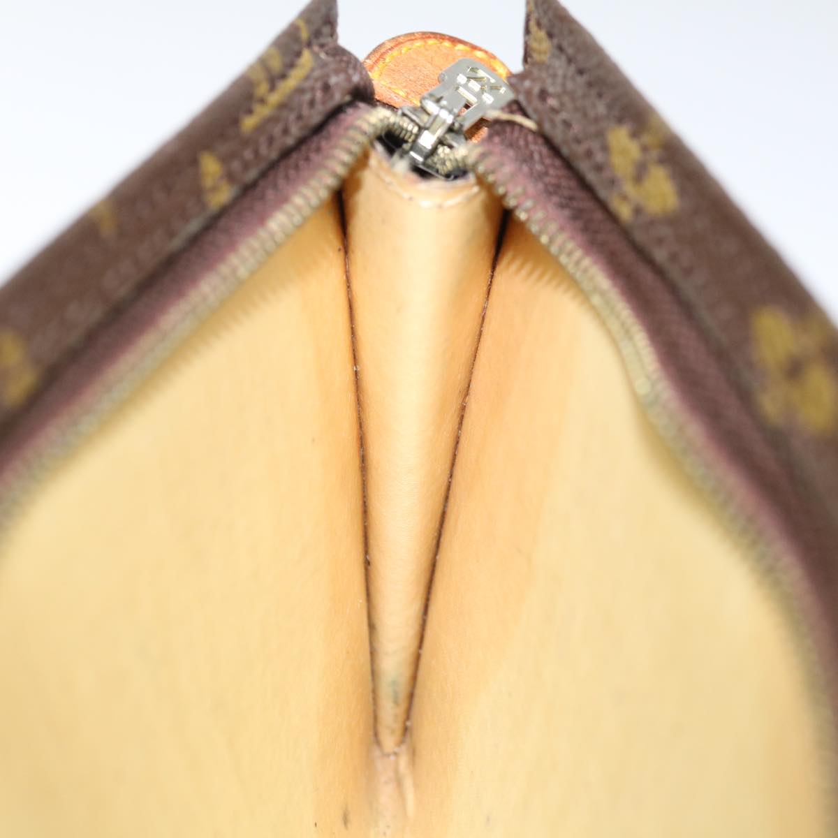 LOUIS VUITTON Monogram Bucket GM Pouch Accessory Pouch Vintage LV 71731