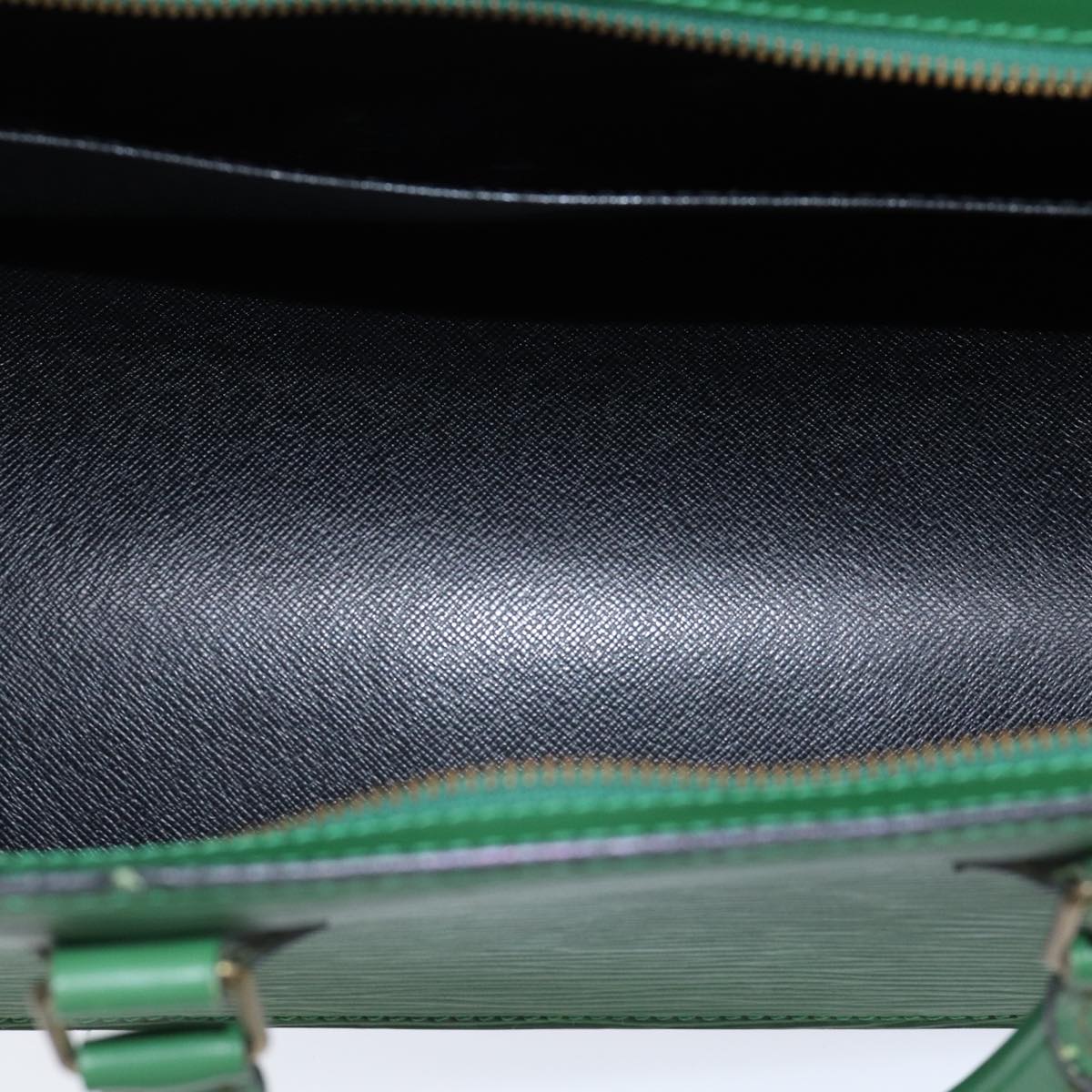 LOUIS VUITTON Epi Sac Triangle Hand Bag Green M52094 LV 71766
