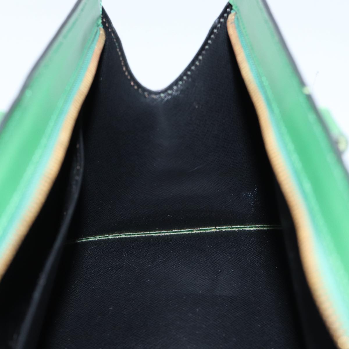 LOUIS VUITTON Epi Sac Triangle Hand Bag Green M52094 LV 71766