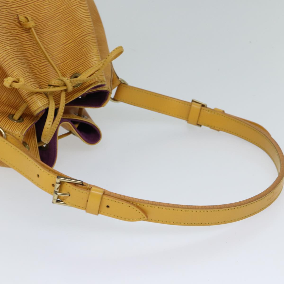 LOUIS VUITTON Epi Noe Shoulder Bag Tassili Yellow M44009 LV 71772