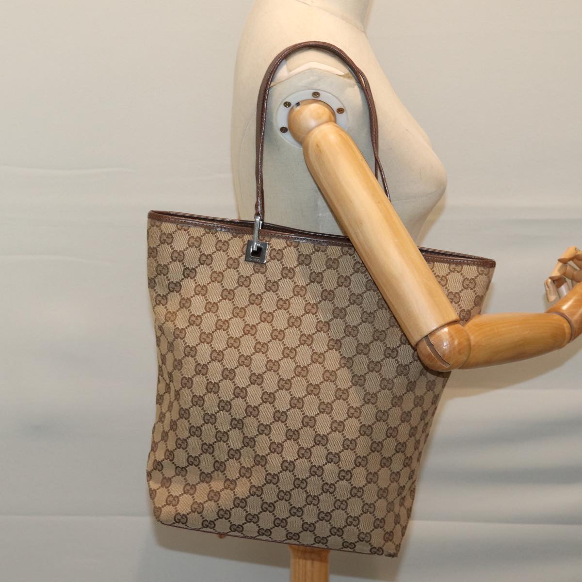 GUCCI GG Canvas Tote Bag Beige 001 1098 71799