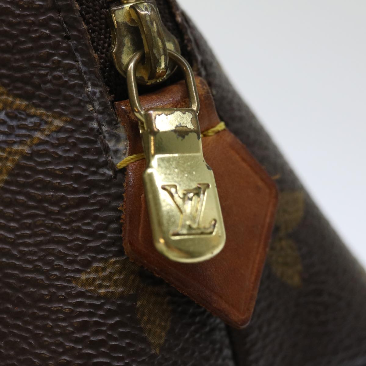 LOUIS VUITTON Monogram Pochette Cosmetic PM Cosmetic Pouch M47515 LV 71892