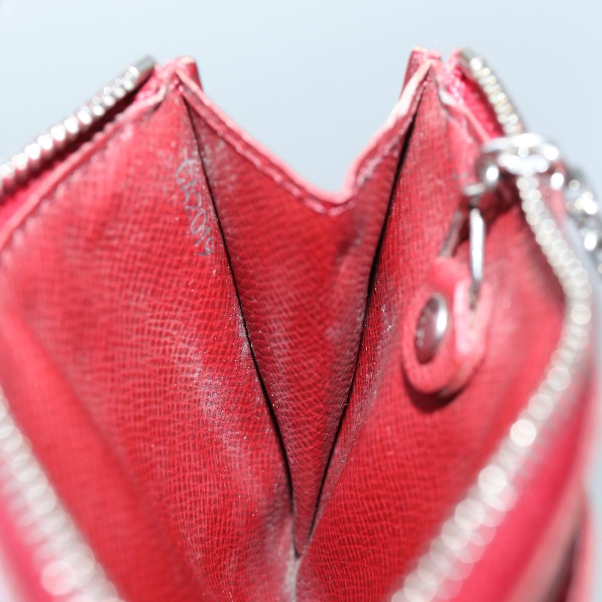 LOUIS VUITTON Epi Pochette Cles NM Coin Purse Ruby M6660M LV 72035