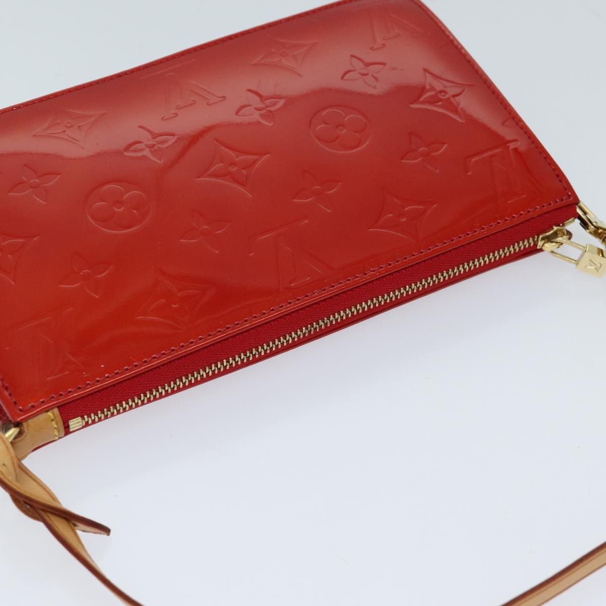 LOUIS VUITTON Monogram Vernis Lexington Accessory Pouch Rouge M91132 72101A