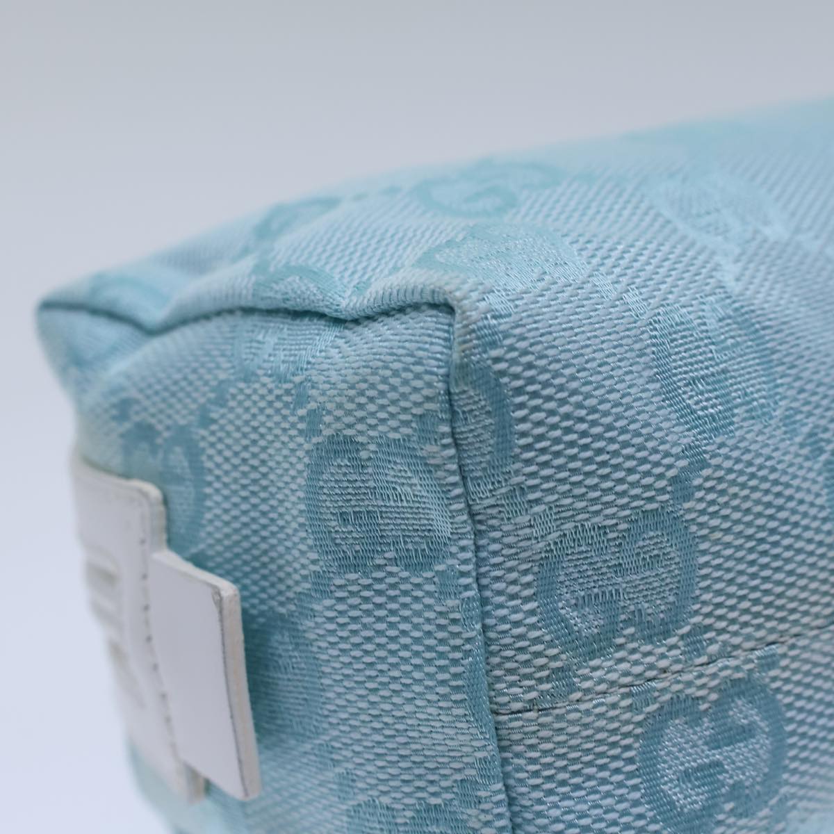 GUCCI GG Canvas Pouch Light Blue 039 1118 72109