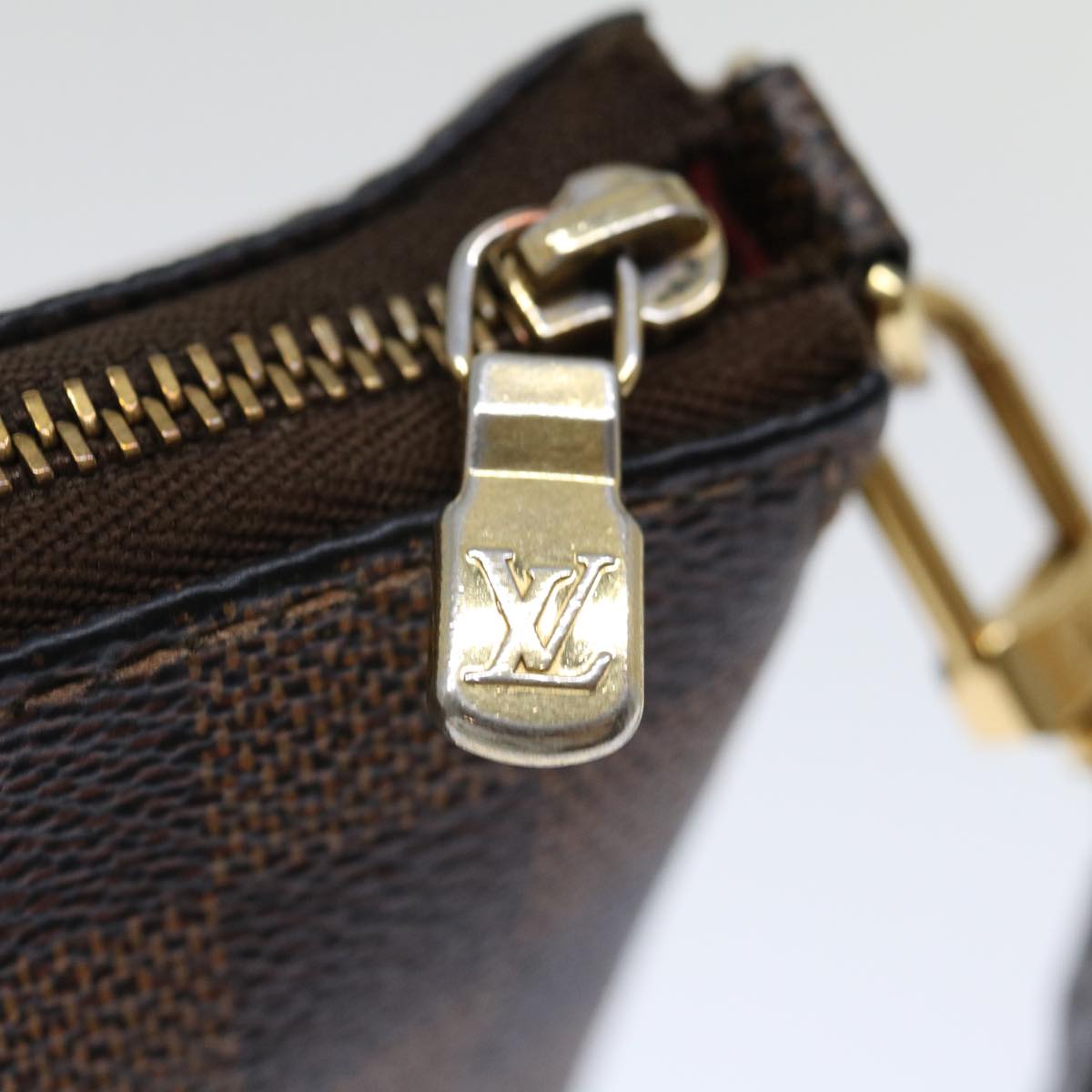 LOUIS VUITTON Damier Ebene Pochette Pouch New Model N41206 LV 72319