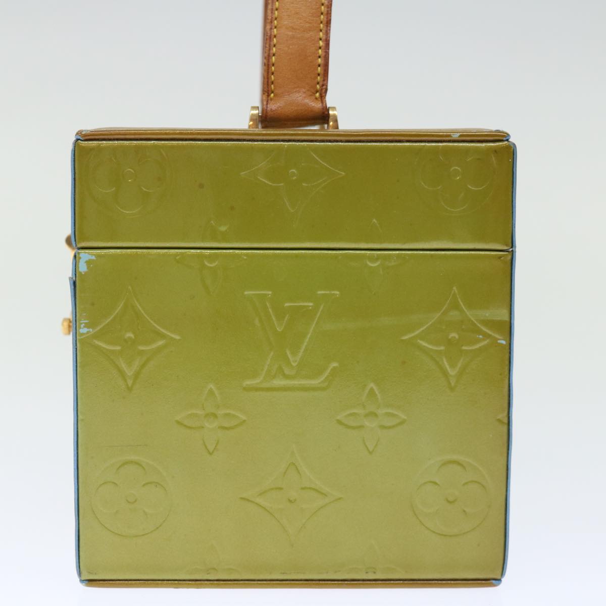 LOUIS VUITTON Monogram Vernis Bleecker Pouch Baby Blue M91003 LV 72332