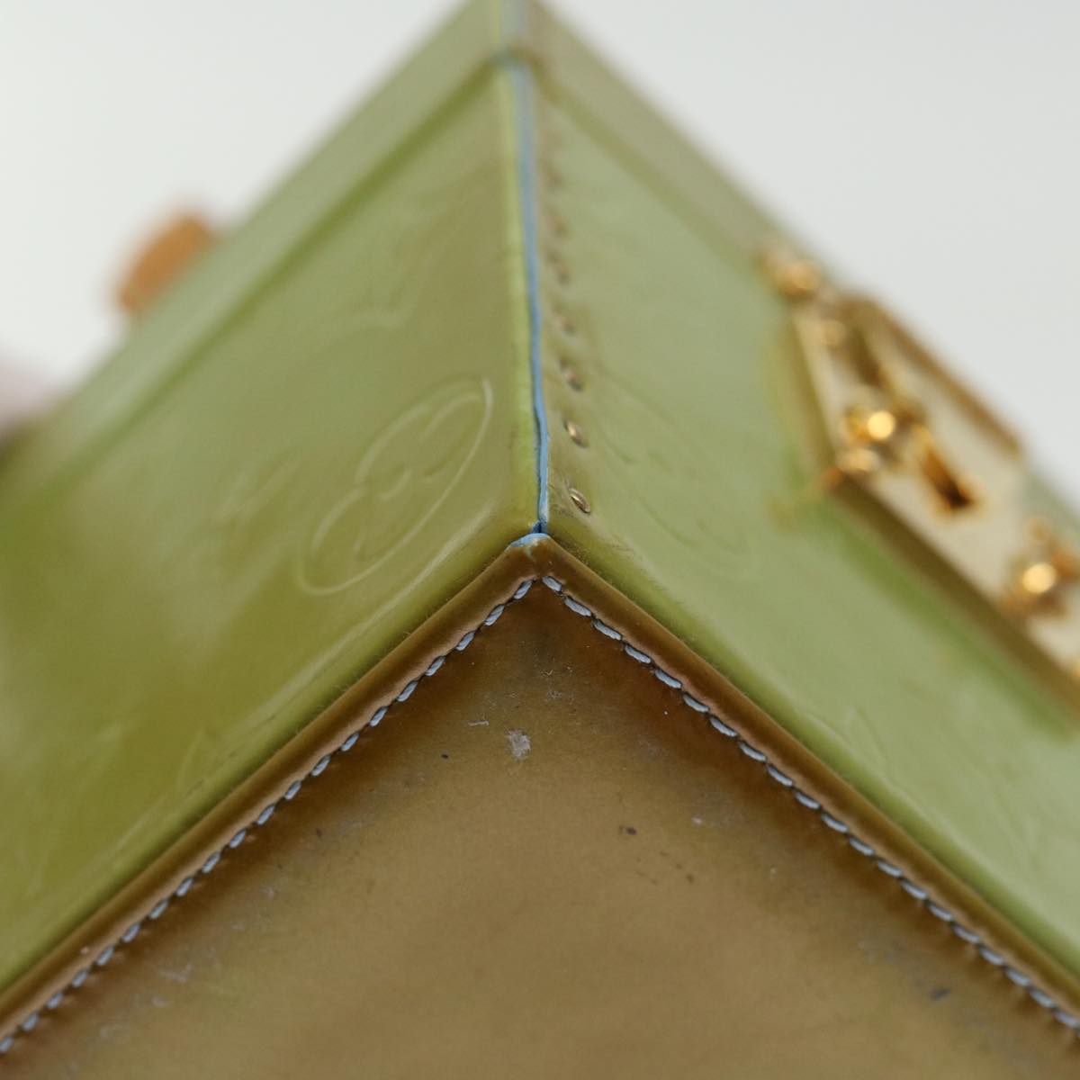 LOUIS VUITTON Monogram Vernis Bleecker Pouch Baby Blue M91003 LV 72332