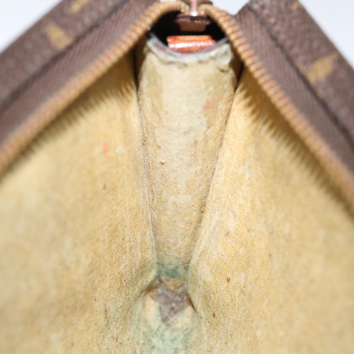 LOUIS VUITTON Monogram Bucket GM Pouch Accessory Pouch Vintage LV 72361