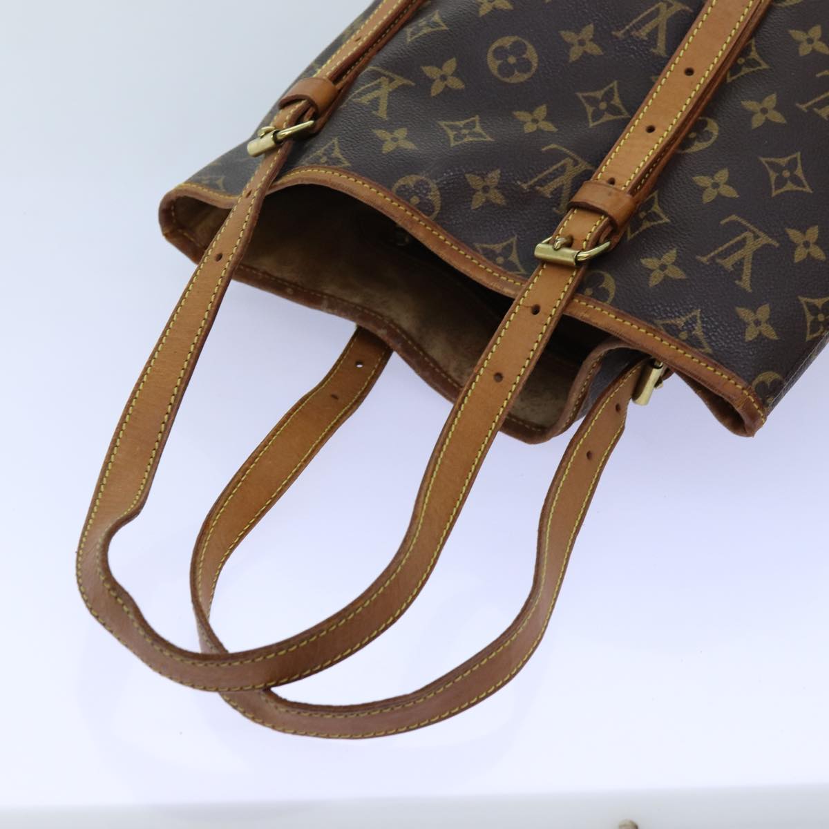 LOUIS VUITTON Monogram Bucket GM Shoulder Bag M42236 LV 72362