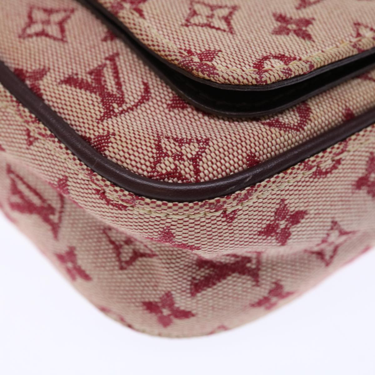 LOUIS VUITTON Monogram Mini Juliet MM Shoulder Bag Red M92219 LV 72590