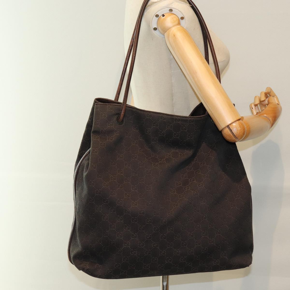 GUCCI GG Canvas Shoulder Bag Brown 101340 72839