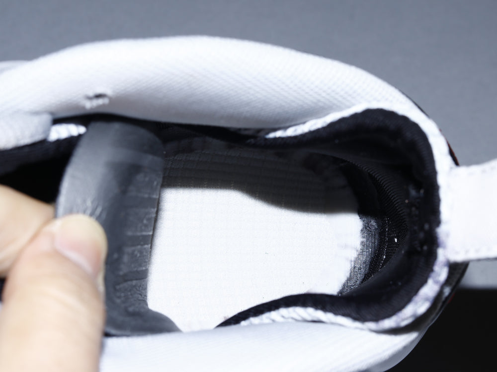 GLM - NKE Hardaway Foam Invert the doomsday bubble