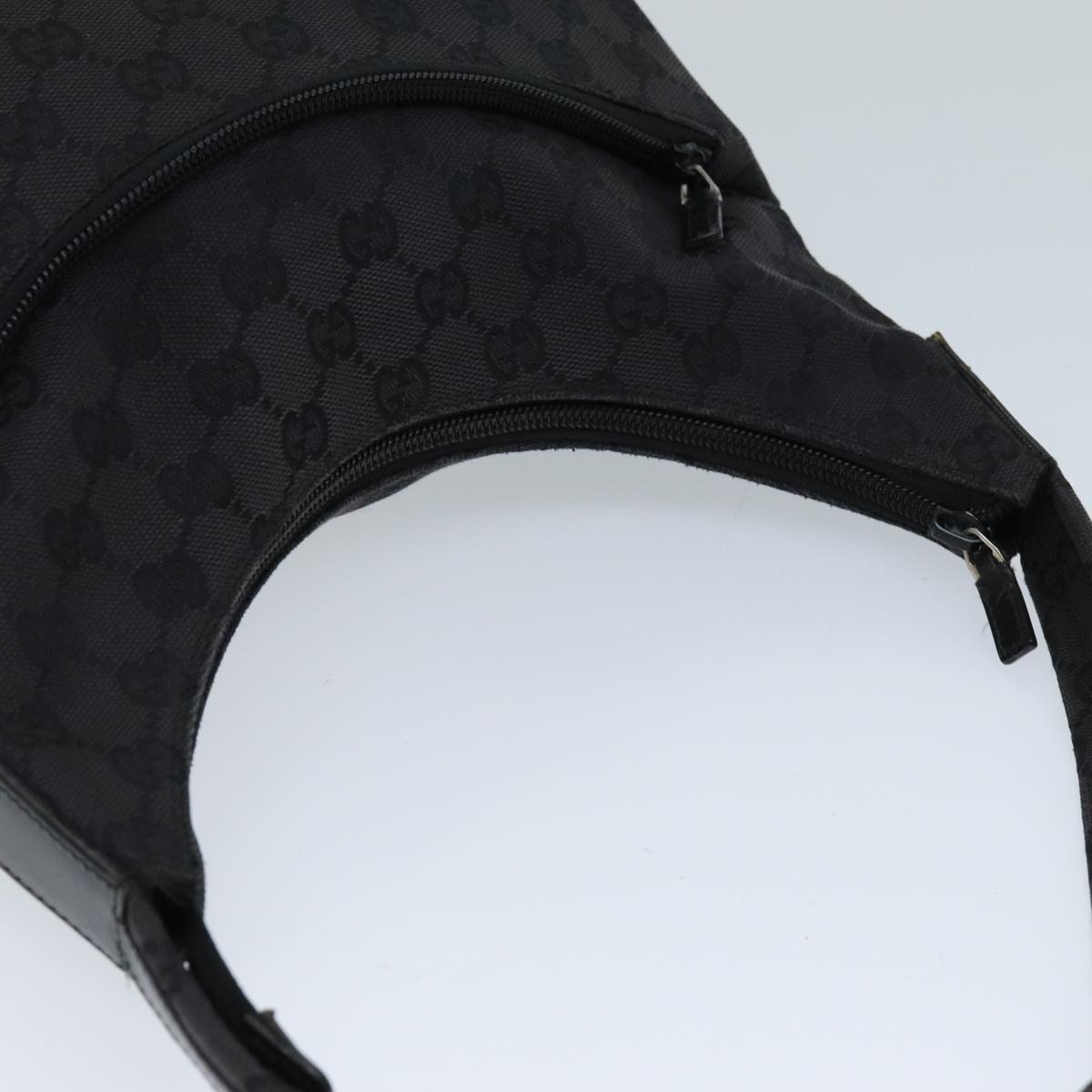 GUCCI GG Canvas Shoulder Bag Black 001 3386 1705 73127