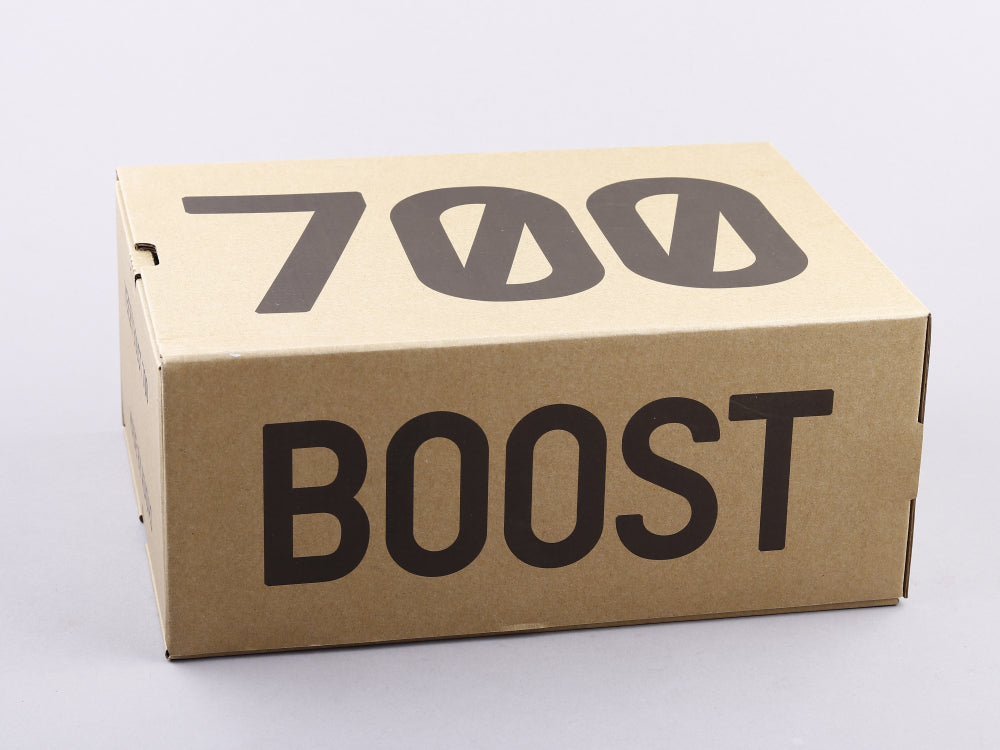 GLM - Yzy 700 Analog Beige Sneaker