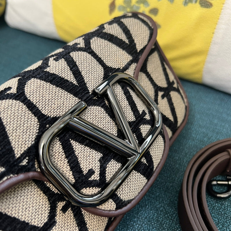 GLM - VEL Bags - 411