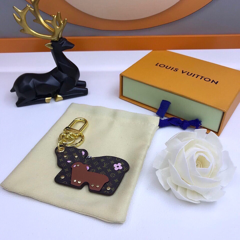 GLM - Top Quality Keychains LUV 017