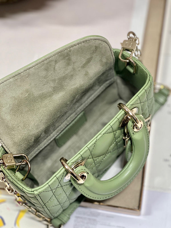 GLM - Dir Bags - 1215