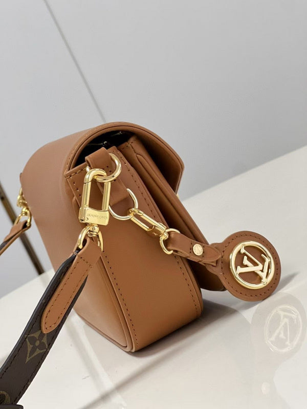 Satchel Bags - Mix1 Items - 065