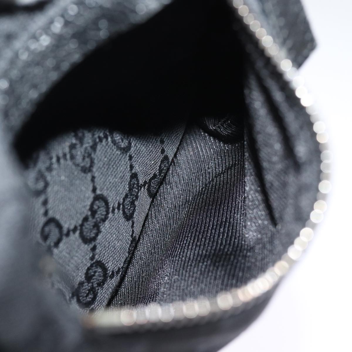 GUCCI GG Canvas Waist bag Black 75886