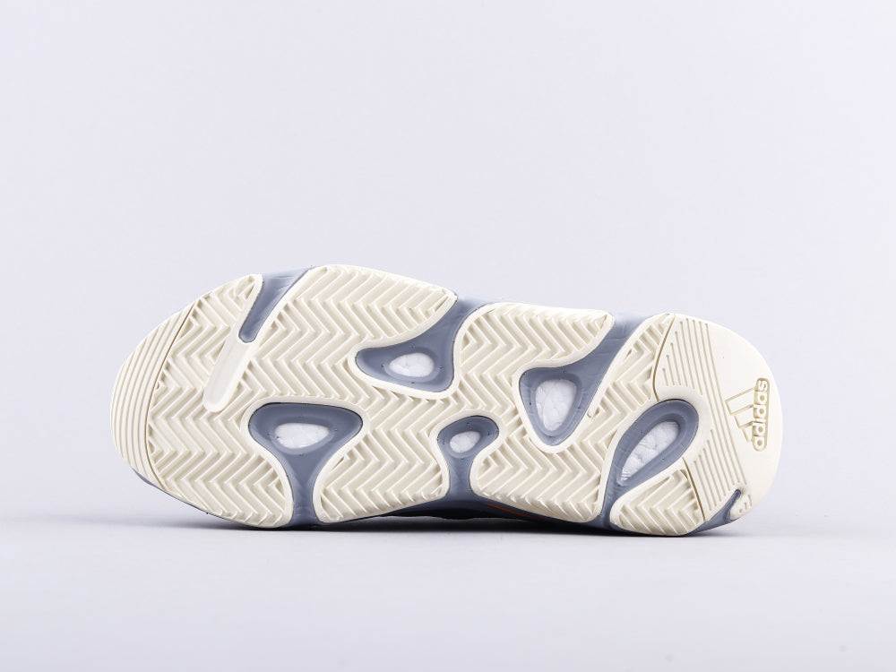 GLM - Yzy 700 Inertia Sneaker
