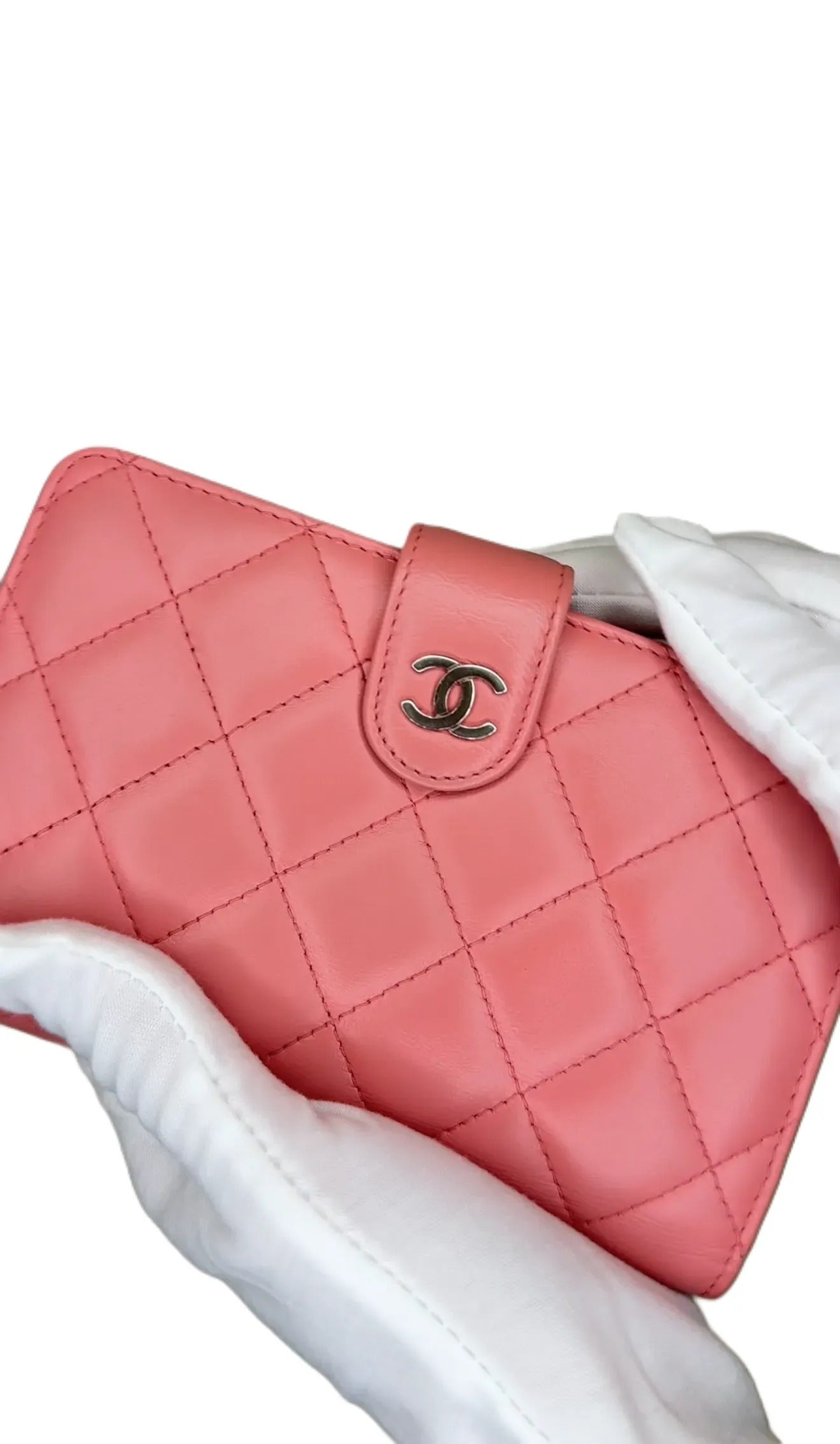 Chanel Pink Lambskin Quilted Zipped Pocket Wallet