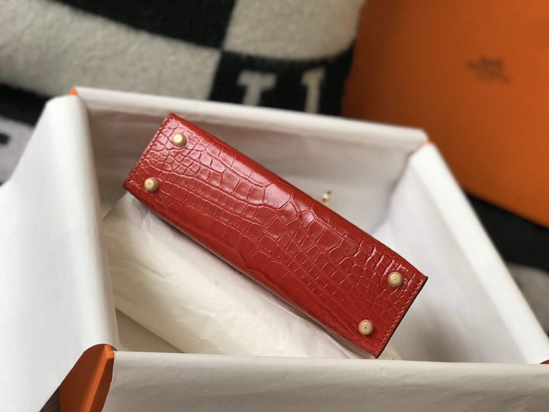 GLAMI Kelly Red For Women Gold Toned Hardware 7.8in/20cm