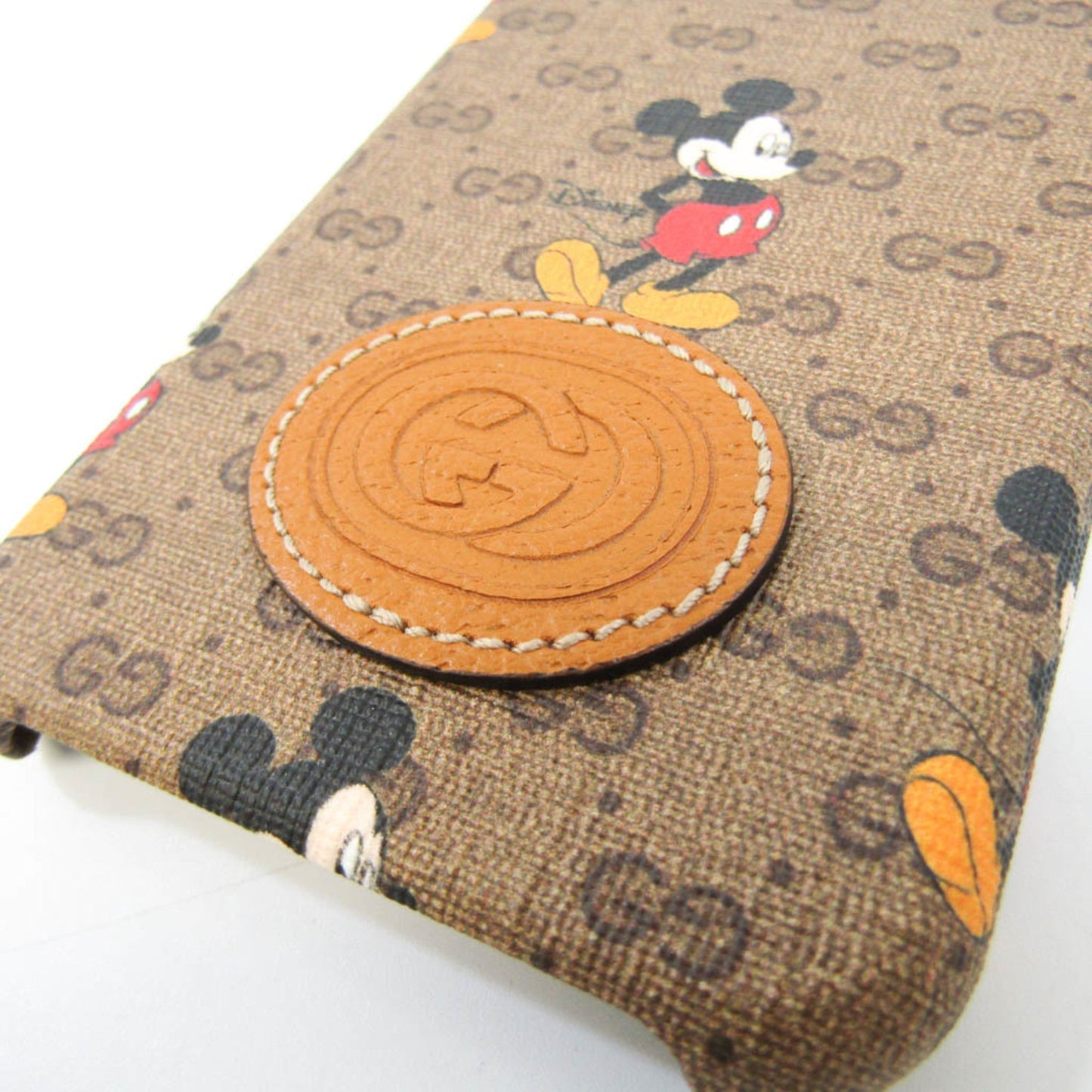 Gucci --