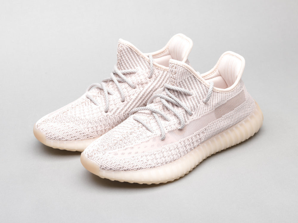 GLM - Yzy 350 Light Pink Sneaker